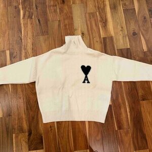 AMI Logo-Intarsia Merino Wool Rollneck Sweater